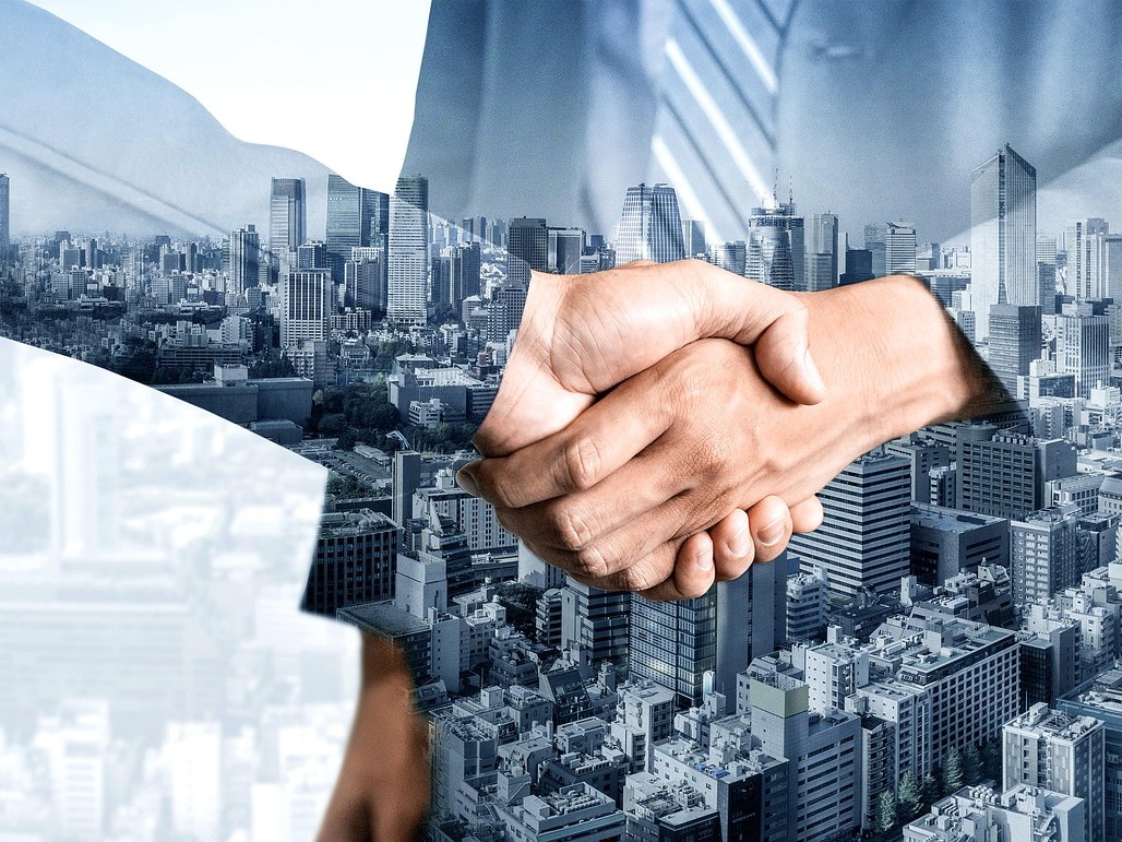 business-7111770_1280(1)